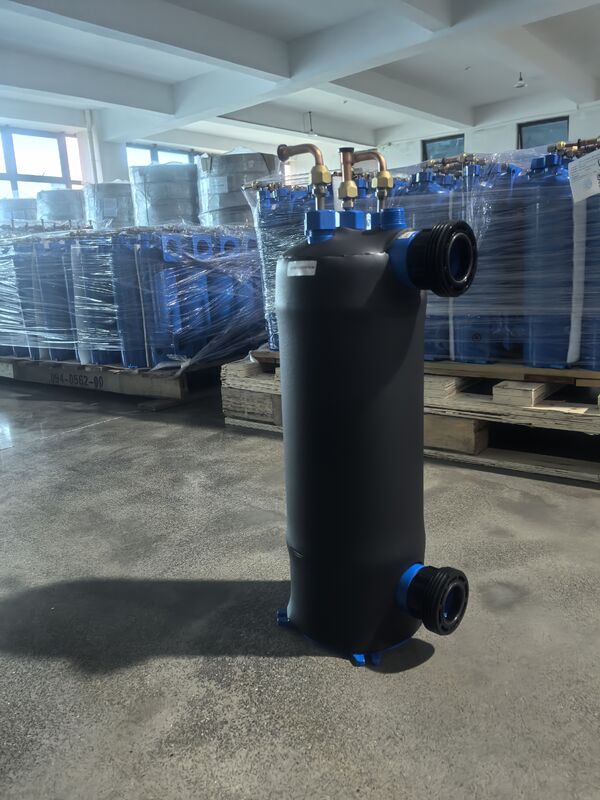 Diseño compacto de titanio intercambiador de calor enfriador industrial ETA-0.75 PVC Materiales de titanio Solución de enfriamiento duradera para aplicaciones industriales