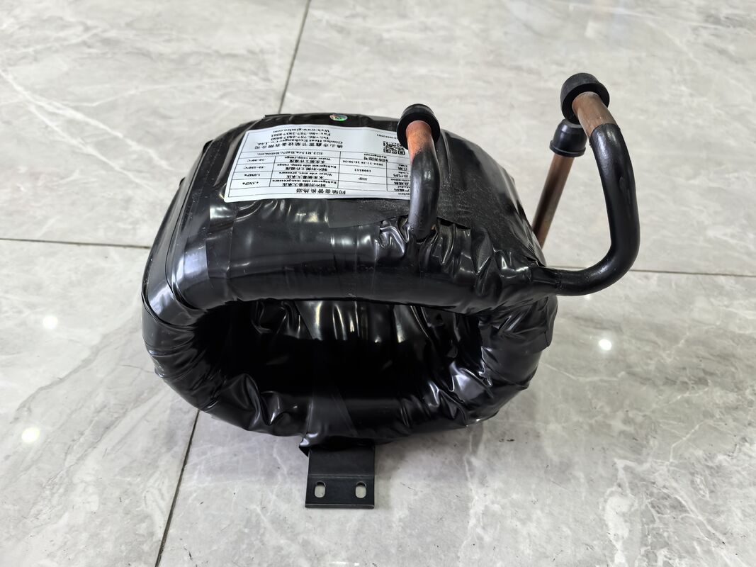 Condensador de bomba de calor de 5 a 300 kg con espesor de pared de tubo de 1,2 a 2,0 mm Ideal para la gestión térmica en sistemas comerciales