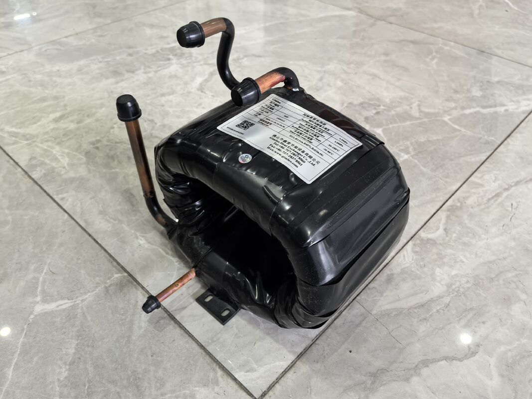 Presión de agua 1.0Mpa Intercambiador de calor coaxial que ofrece espesor de pared de tubo de 1,2 a 2,0 mm y orientación vertical u horizontal de la instalación para la refrigeración