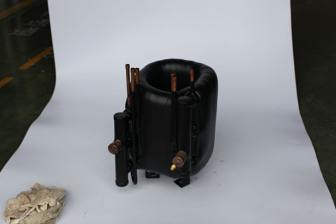 Intercambiador de calor marino de alta eficiencia térmica que incorpora tubo de acero SPHC como material del tubo exterior, proporcionando intercambio térmico en embarcaciones marinas