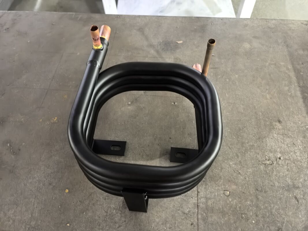 Tubos de bomba de calor de la piscina en el intercambiador de calor del tubo diseñado con el espesor del tubo interior de 0,6 mm Rango de temperatura del lado del agua menos 30 ° C a 90 ° C Y transferencia de calor